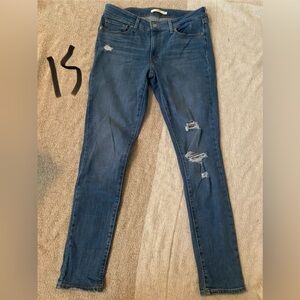 Levi 711 Skinny Jeans